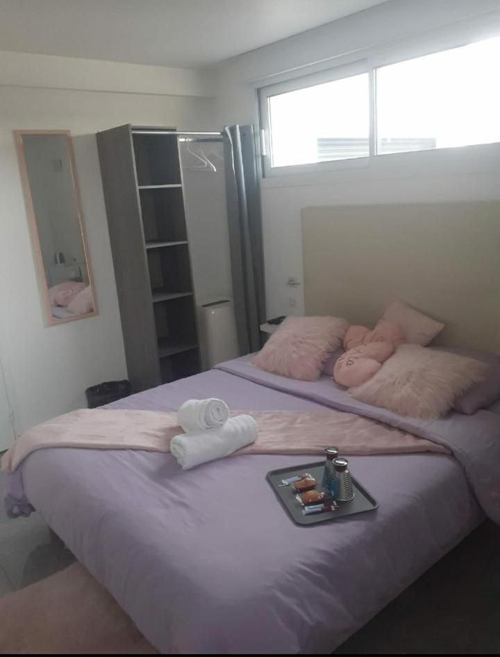 Love Room Douceur Tremblay-en-France Exterior photo